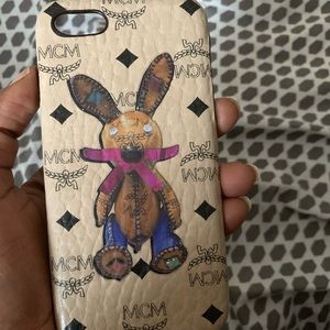 MCM iPhone 8 case